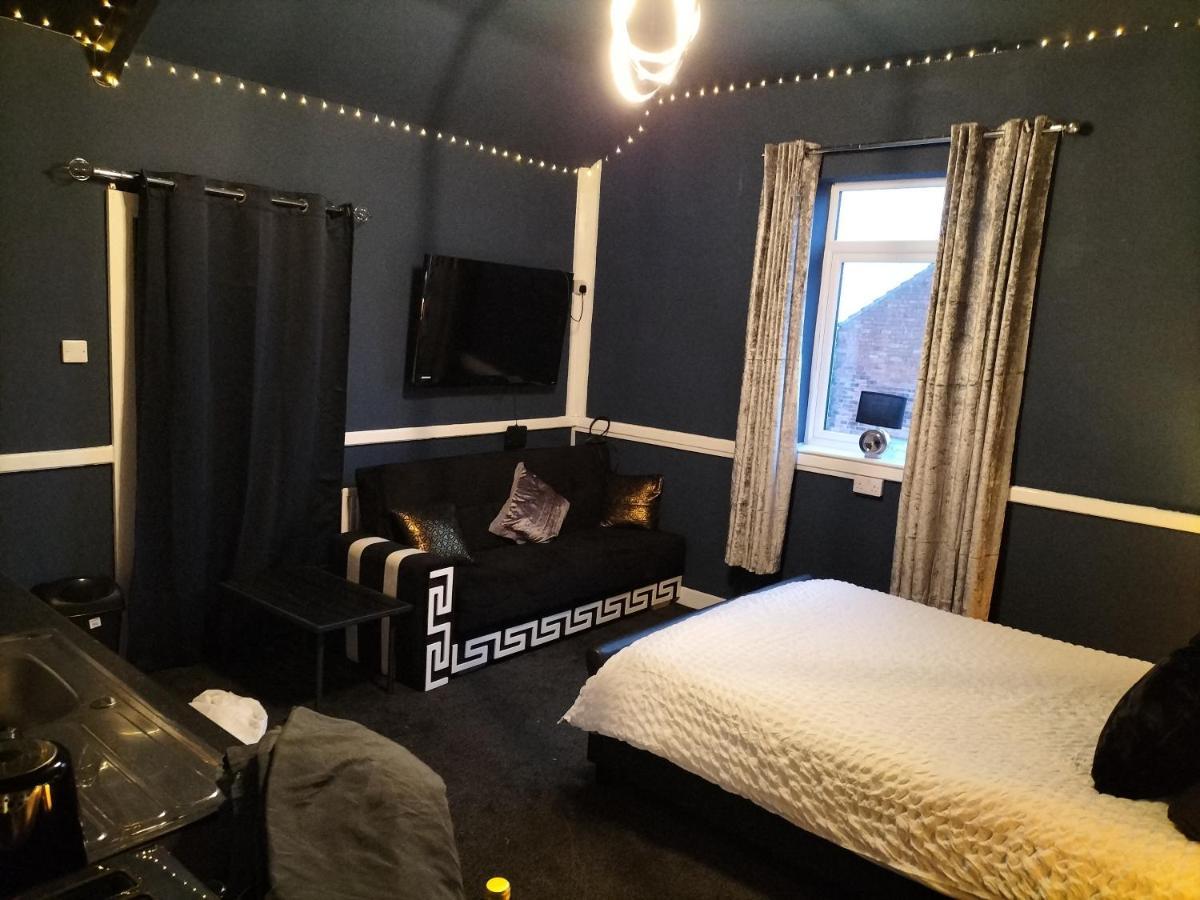 The New Accommodation Free Complementary Breakfast Tibshelf 外观 照片